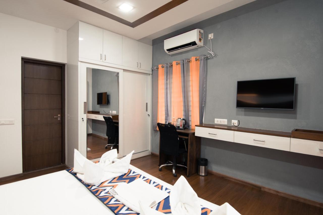 Athulya Residence Suite Rooms Бангалор Екстериор снимка