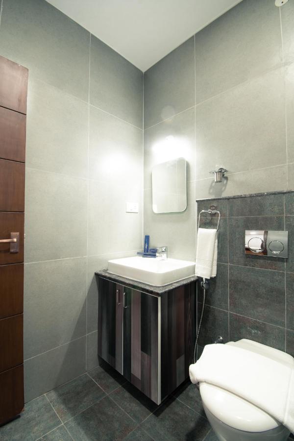 Athulya Residence Suite Rooms Бангалор Екстериор снимка